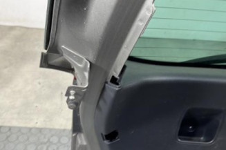 Malle/Hayon arriere PEUGEOT 3008 1