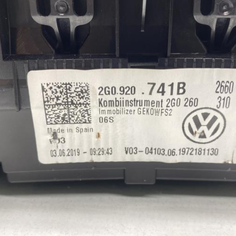 Compteur VOLKSWAGEN POLO 6 Photo n°5