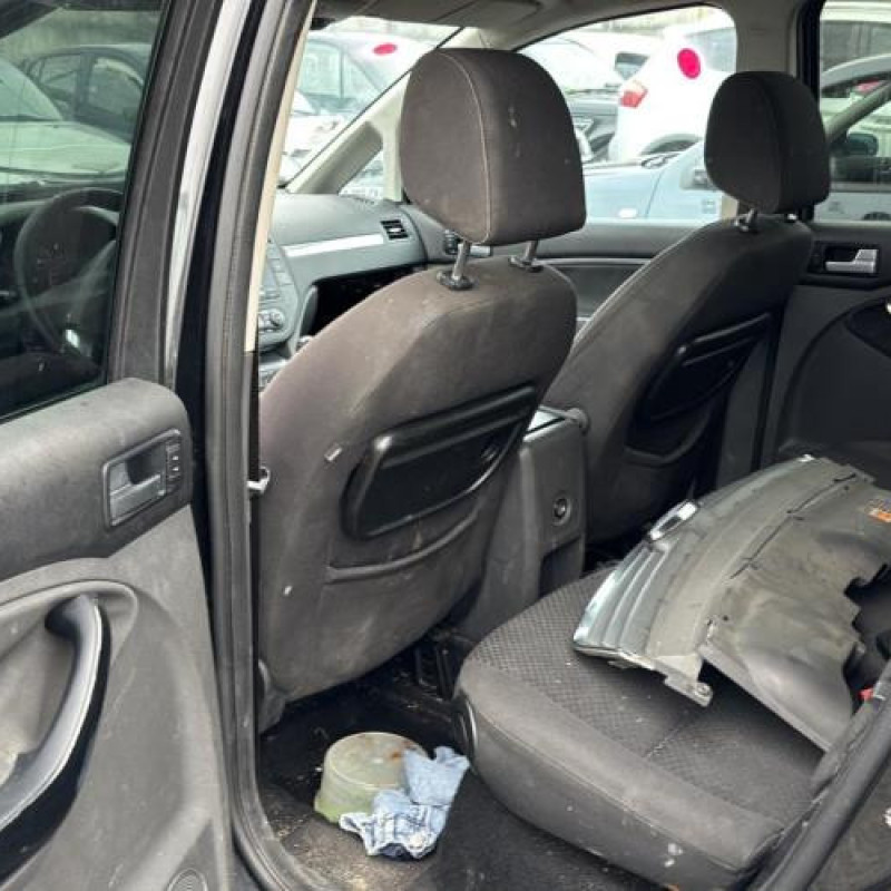 Feu arriere principal droit (feux) FORD C-MAX 1 Photo n°20