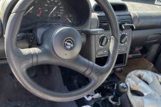 Eclairage de plaque OPEL CORSA B