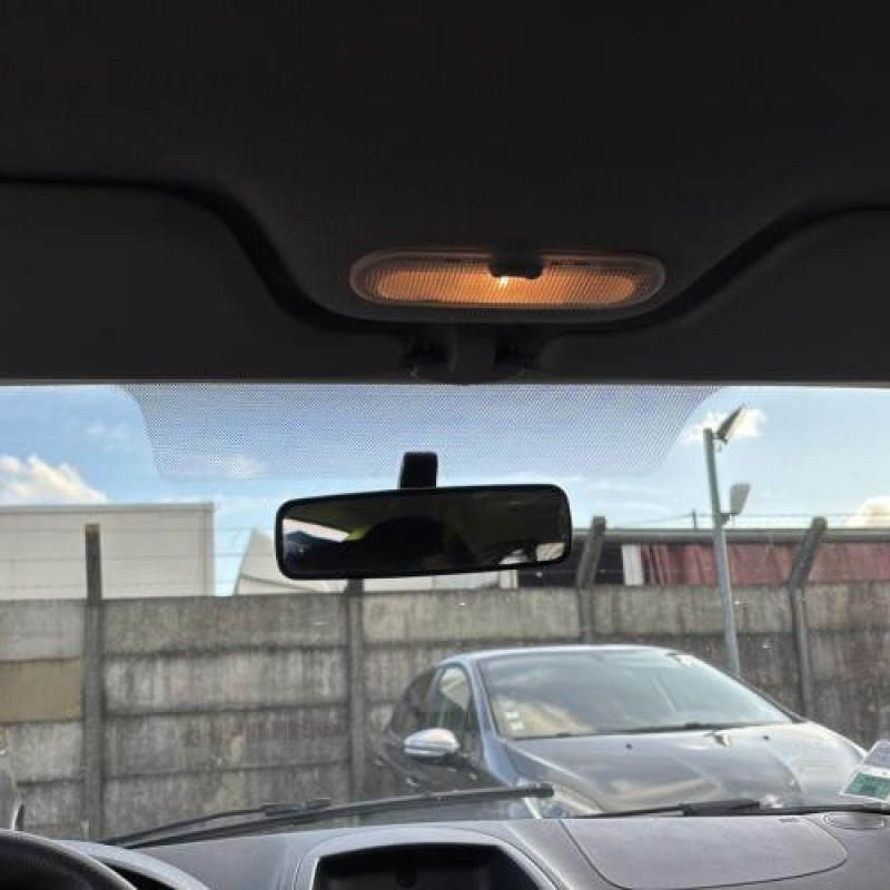 Aile avant gauche RENAULT CLIO 3 Photo n°17