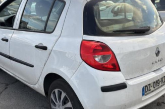 Malle/Hayon arriere RENAULT CLIO 3
