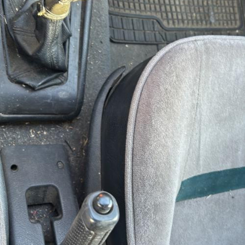 Serrure avant droit CITROEN ZX Photo n°16