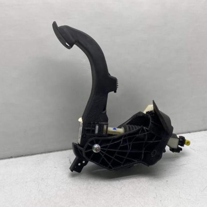 Pedale d'embrayage PEUGEOT EXPERT 4 Photo n°1