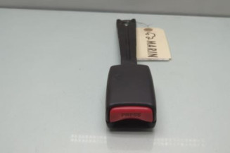 Attache ceinture avant gauche TOYOTA YARIS 1