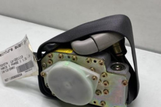 Pretensionneur de ceinture avant gauche TOYOTA YARIS 1