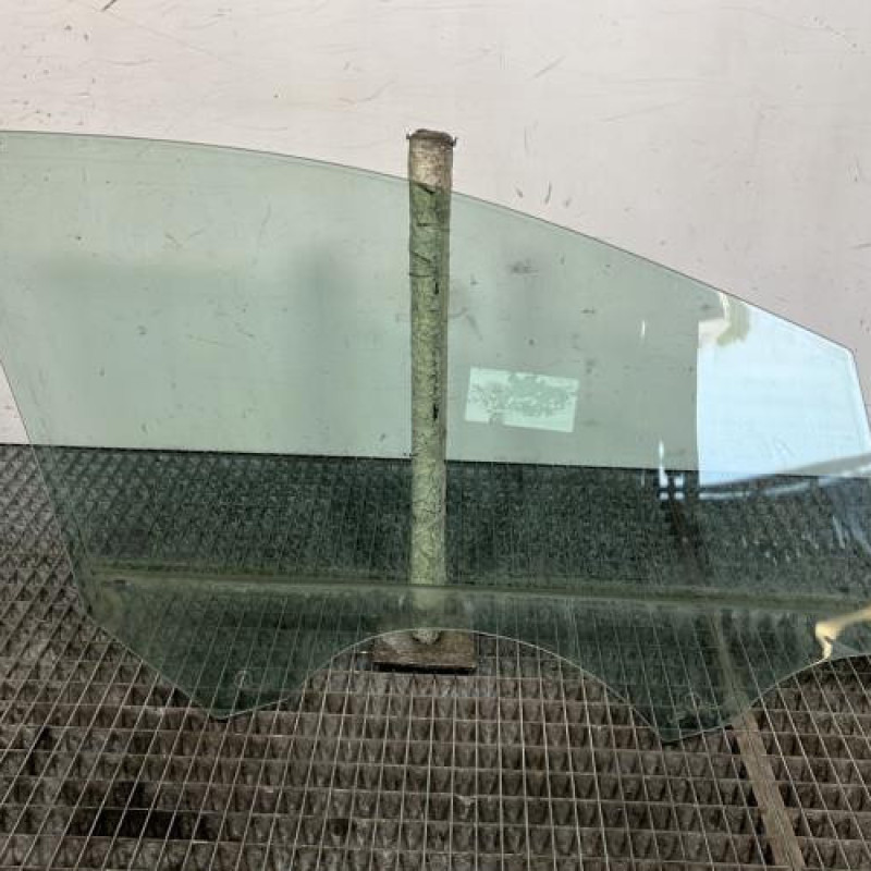 Vitre avant gauche OPEL ASTRA K Photo n°4