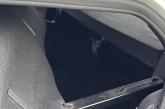 Vitre avant gauche OPEL ASTRA K