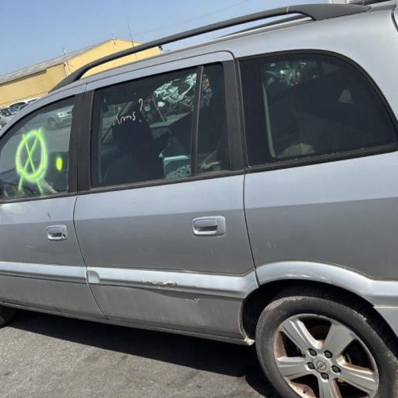 Retroviseur interieur OPEL ZAFIRA A Photo n°8