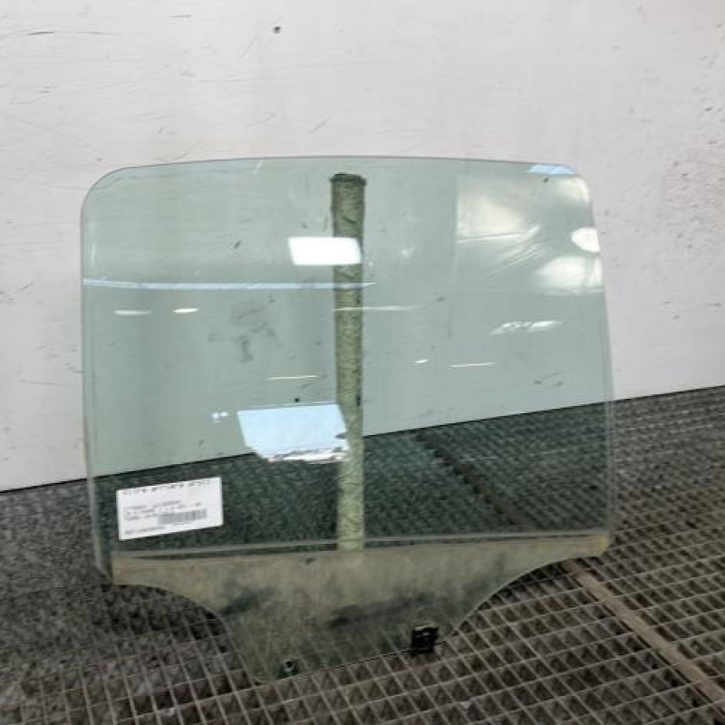 Vitre arriere droit CITROEN C3 2 Photo n°3