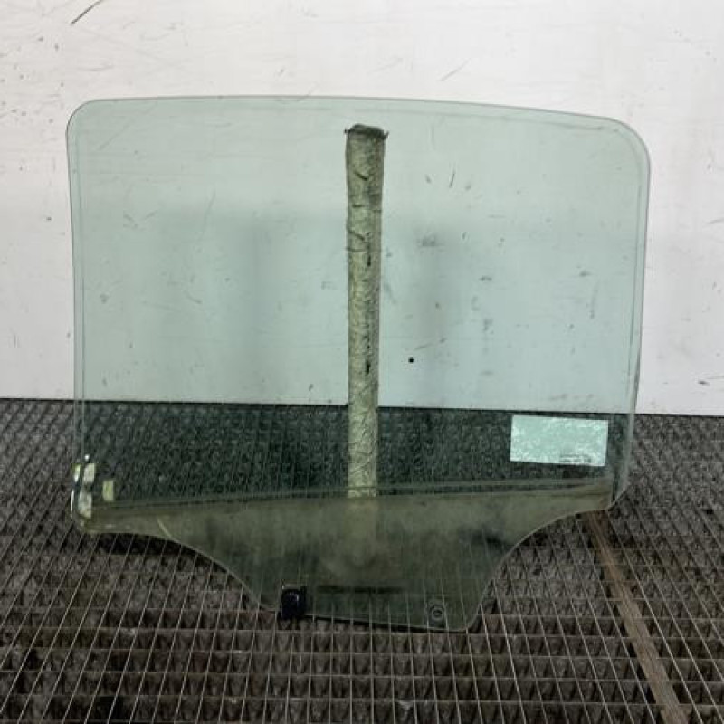 Vitre arriere droit CITROEN C3 2 Photo n°4