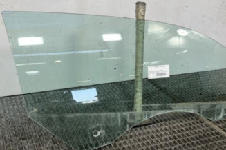 Vitre avant droit VOLKSWAGEN SCIROCCO 3