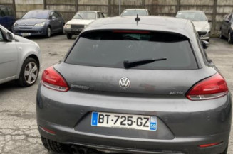 Vitre avant droit VOLKSWAGEN SCIROCCO 3