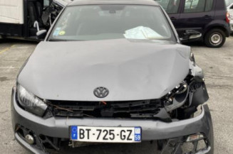 Vitre avant gauche VOLKSWAGEN SCIROCCO 3