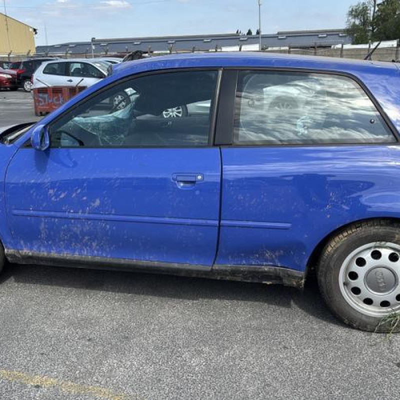 Pare choc arriere AUDI A3 1 Photo n°13