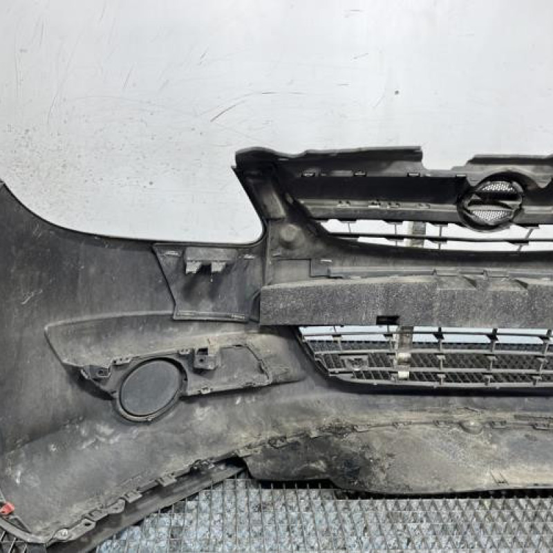 Pare choc avant OPEL CORSA D Photo n°6