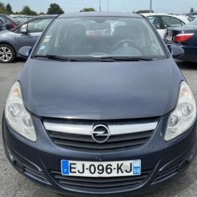 Pare choc avant OPEL CORSA D Photo n°10