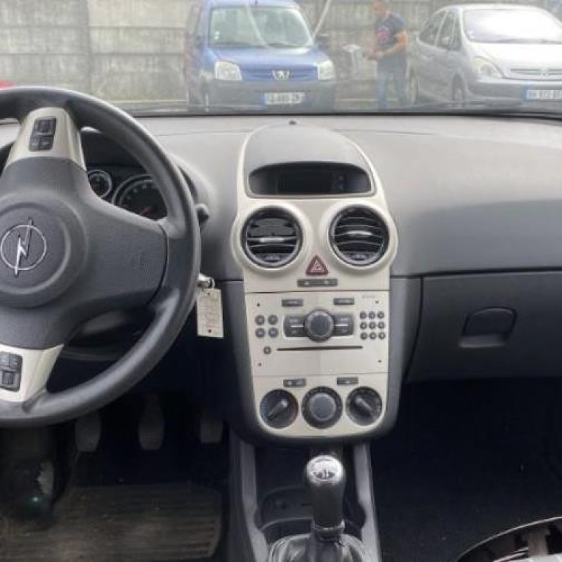 Porte arriere droit OPEL CORSA D Photo n°20