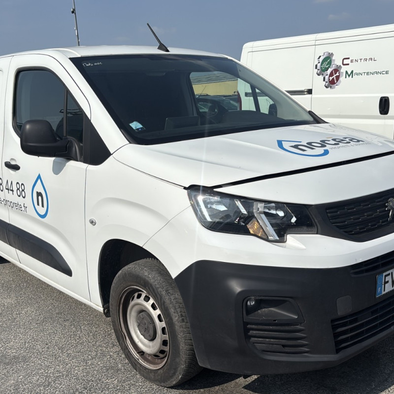 PEUGEOT PARTNER 3 1.5 BLUE HDI - 16V TURBO Photo n°13
