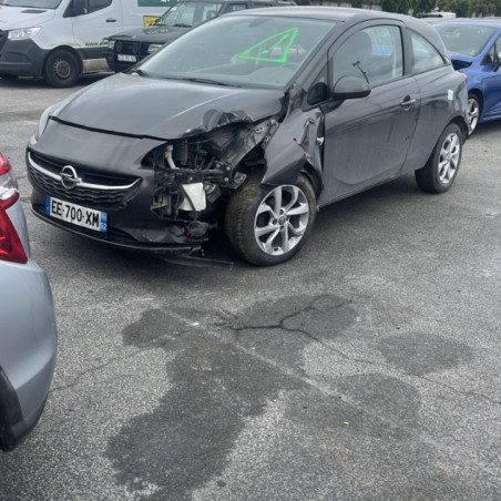 OPEL CORSA E 1.4i - 16V Photo n°1