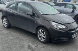 OPEL CORSA E 1.4i - 16V