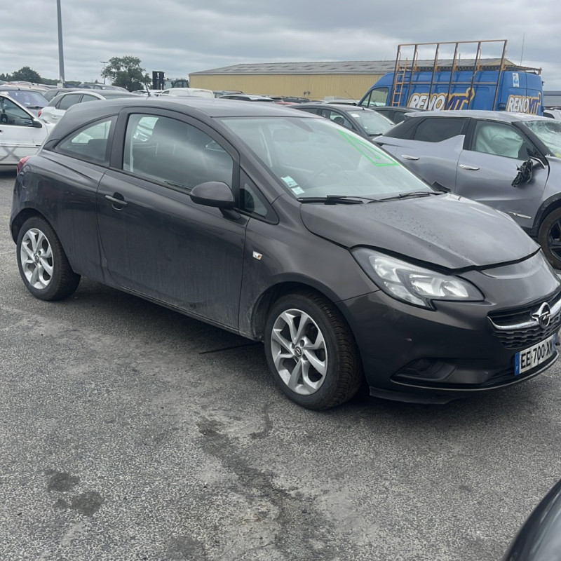 OPEL CORSA E 1.4i - 16V Photo n°2