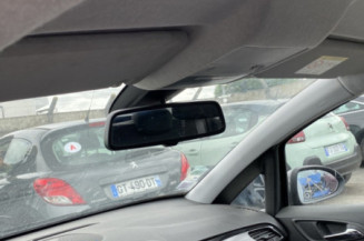 OPEL CORSA E 1.4i - 16V
