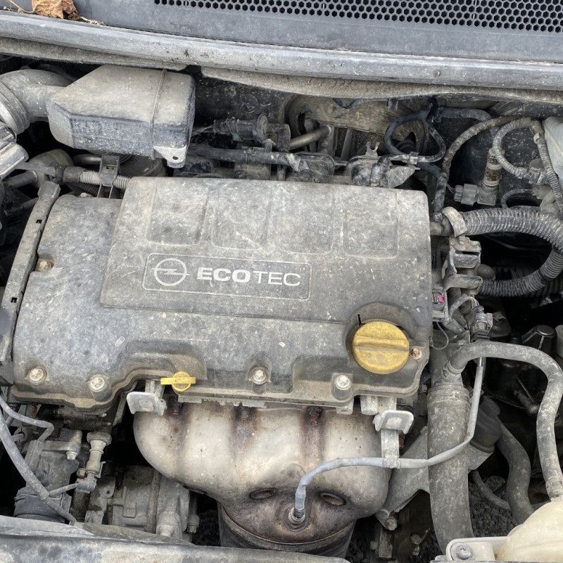 OPEL CORSA E 1.4i - 16V Photo n°36