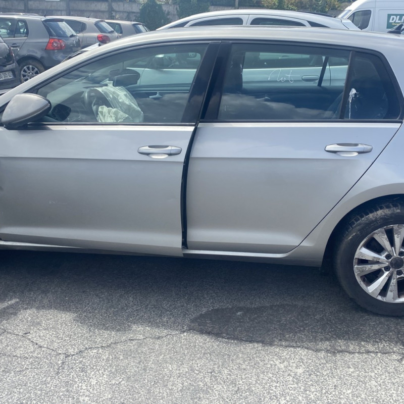 VOLKSWAGEN GOLF 7 PHASE 1 1.6 TDI - 16V TURBO Photo n°7