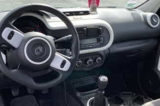 RENAULT TWINGO 3 PHASE 1 1.0i - 12V SCE 75
