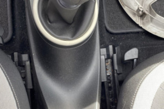RENAULT TWINGO 3 PHASE 1 1.0i - 12V SCE 75