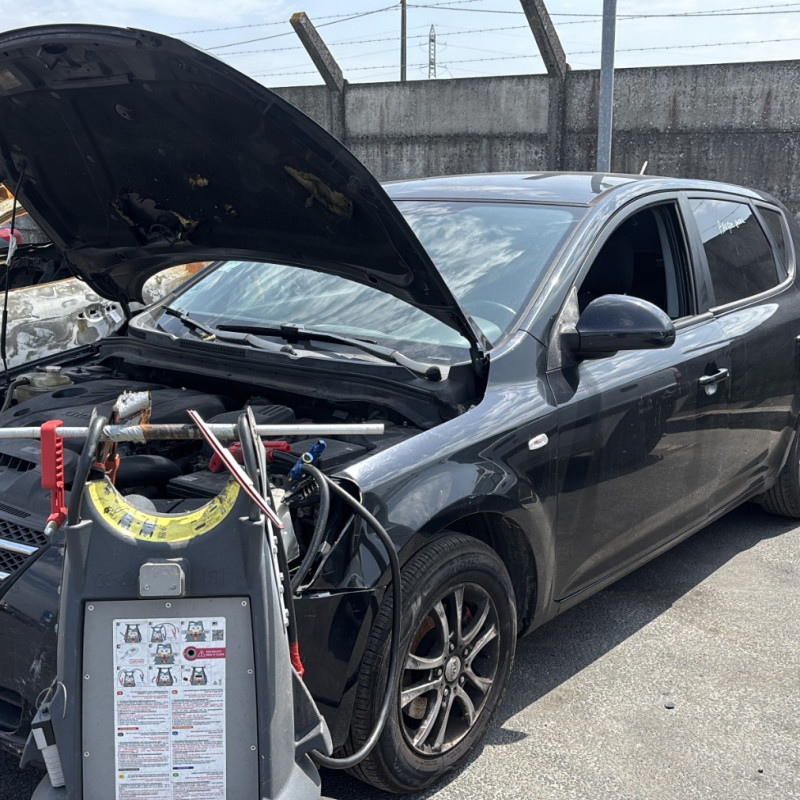 KIA CEE-D 1 PHASE 1 1.6 CRDI - 16V TURBO Photo n°14