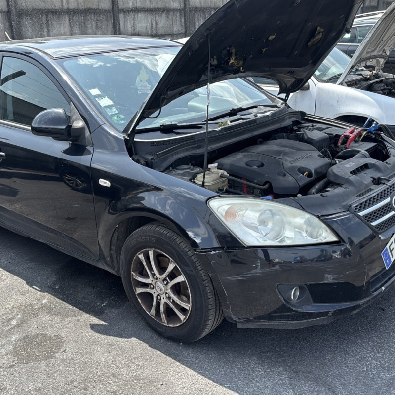 KIA CEE-D 1 PHASE 1 1.6 CRDI - 16V TURBO Photo n°15