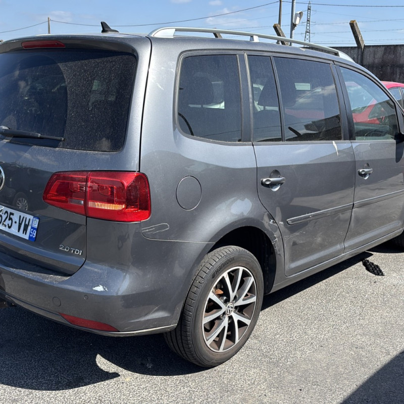 VOLKSWAGEN TOURAN 2 2.0 TDI - 16V TURBO Photo n°3