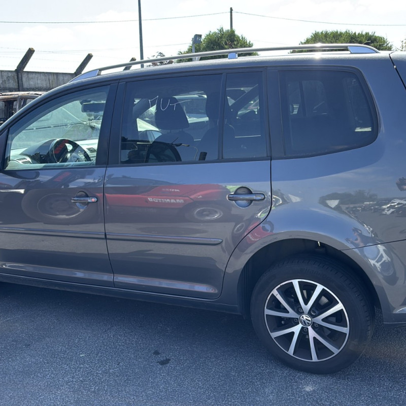 VOLKSWAGEN TOURAN 2 2.0 TDI - 16V TURBO Photo n°7
