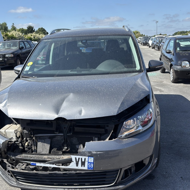 VOLKSWAGEN TOURAN 2 2.0 TDI - 16V TURBO Photo n°8