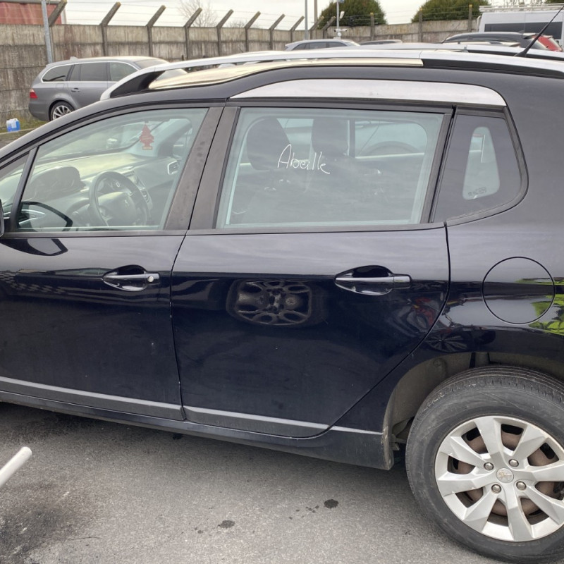 PEUGEOT 2008 1 PHASE 1 1.2 VTI - 12V Photo n°7