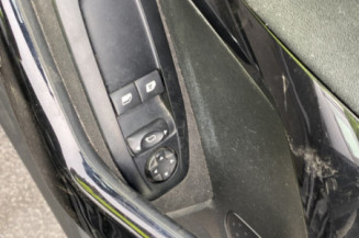 PEUGEOT 2008 1 PHASE 1 1.2 VTI - 12V