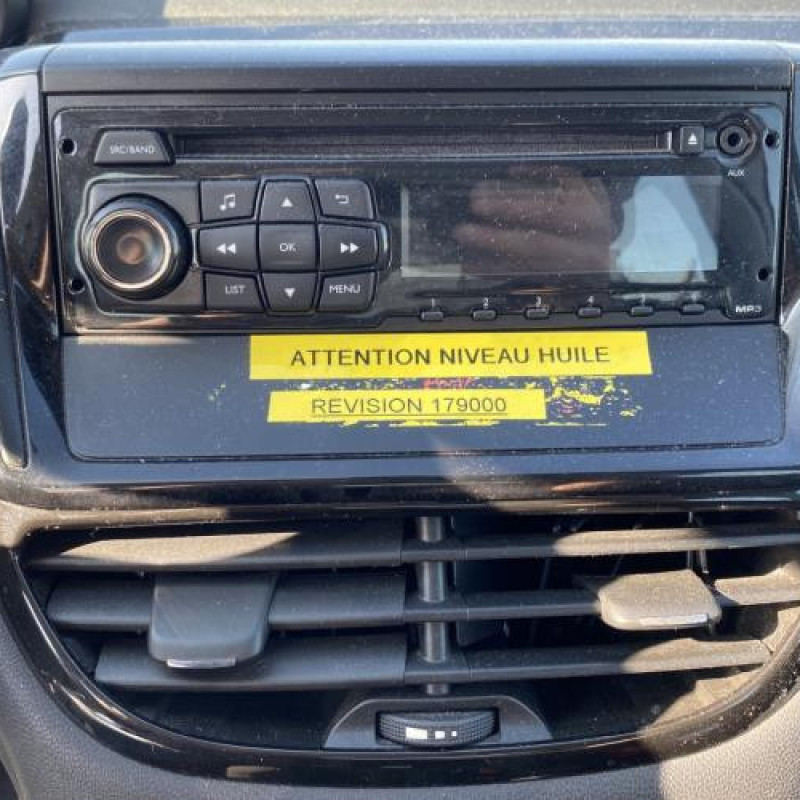 Calculateur moteur PEUGEOT 208 1 Photo n°20