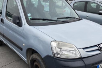 Feu arriere principal gauche (feux) PEUGEOT PARTNER 1
