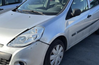 Porte avant droit RENAULT CLIO 3