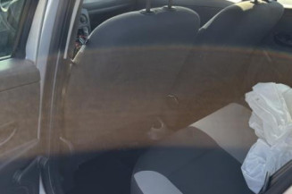 Porte avant droit RENAULT CLIO 3