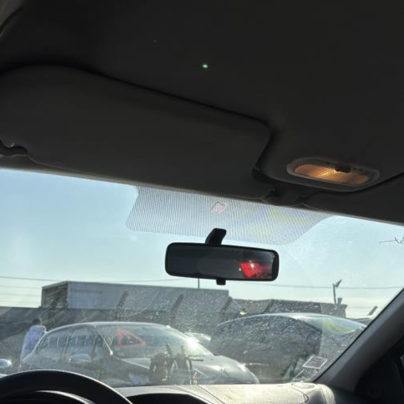 Porte avant droit RENAULT CLIO 3 Photo n°19