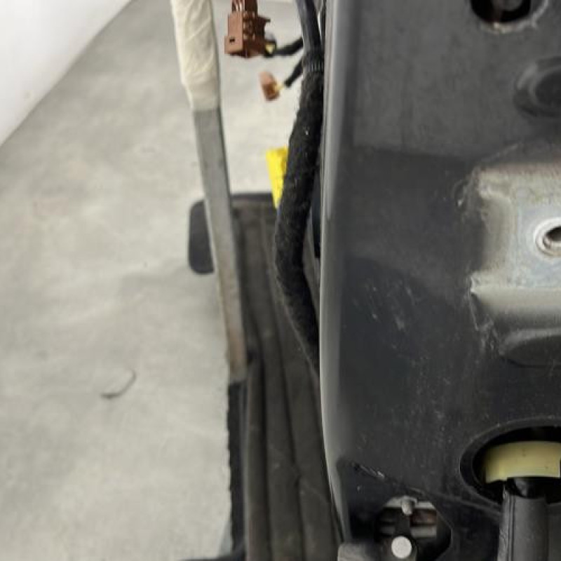 Porte avant gauche CITROEN C3 2 Photo n°4