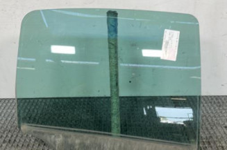 Vitre arriere droit CITROEN C3 2 Photo n°1