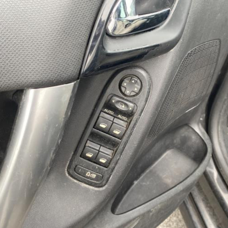 Vitre arriere droit CITROEN C3 2 Photo n°15