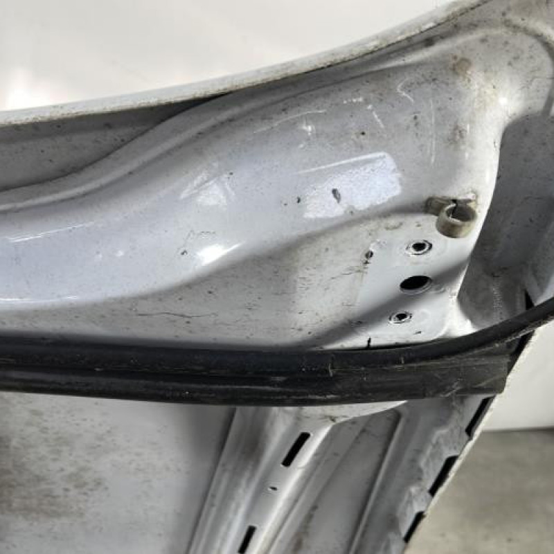 Capot PEUGEOT 106 Photo n°7