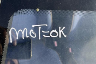 Vitre avant droit PEUGEOT 106