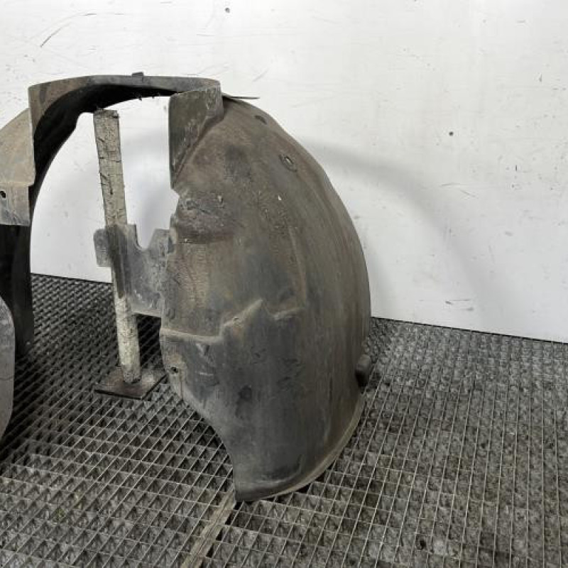 Pare boue avant droit CITROEN C4 1 Photo n°4