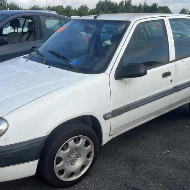 Porte avant droit CITROEN SAXO Photo n°14